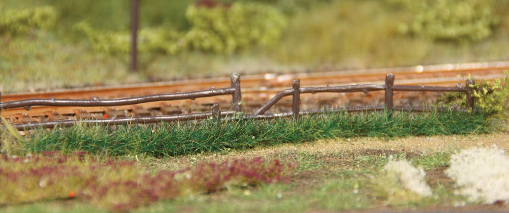 6MM DARK GREEN GRASS PATHWAYS/10 PCS.