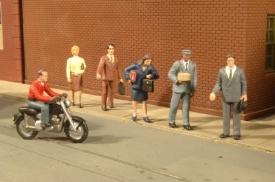 O-SCALE CITY PEOPLE AND MAN ON MOTORCYCLE/ 7 Pcs.