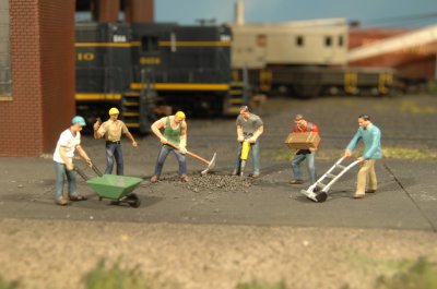 O-SCALE CONSTRUCTION WORKERS/ 6 Pcs.
