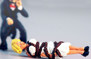 O-SCALE PERILED PAULINE