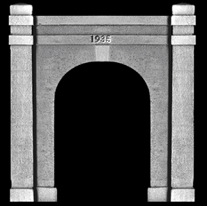 HO SINGLE ORNATE CONCRETE PORTAL