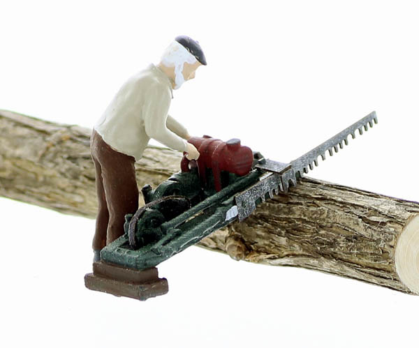 O-Scale Bucker with Dragsaw #2