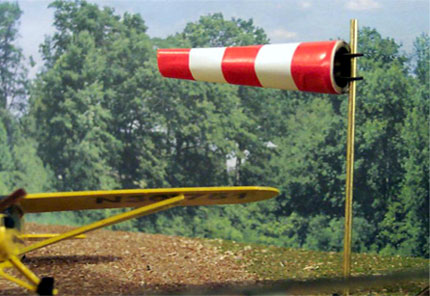 N-SCALE LANDING STRIP WIND SOCK