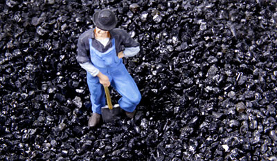 COARSE SIMULATED COAL - 1/2 GALLON